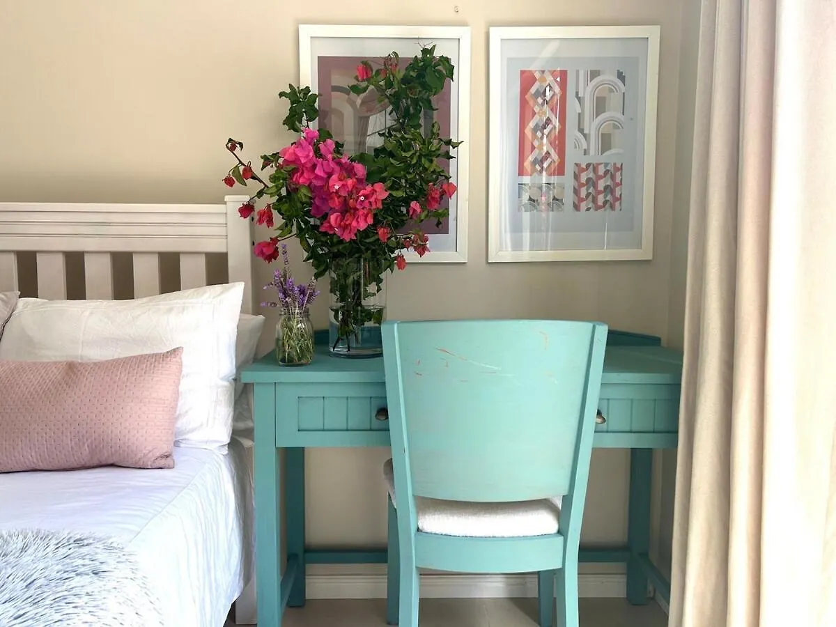 Bohemian Chic Family Home Imhoff's Gift Apartment